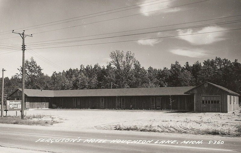 Sea Breeze Motel (Fergusons Motel) - Fergusons Motel (newer photo)